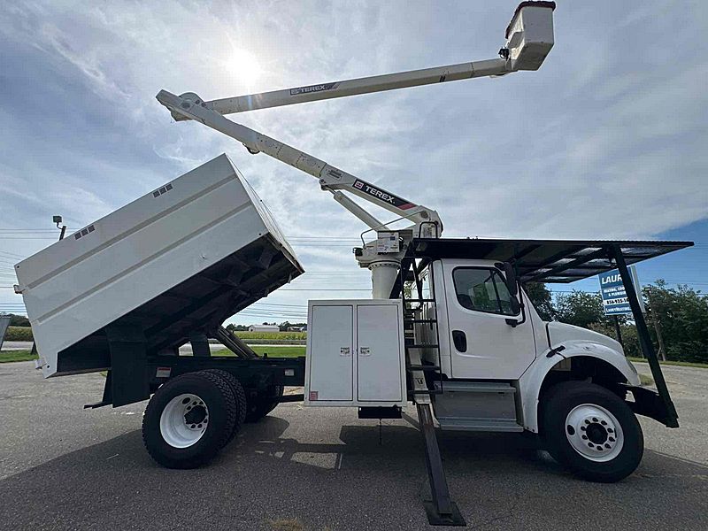 2018 Freightliner M2