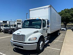 2018 Freightliner M2 106 - Box Van