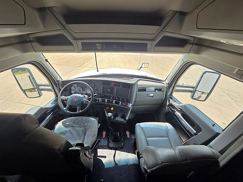 2020 Kenworth T680