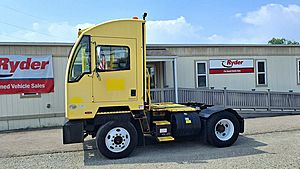 2021 Autocar ACTT42
