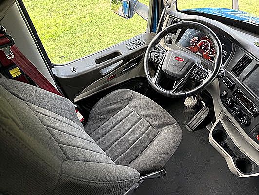 2022 Peterbilt 579