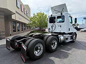 2022 Freightliner PE116DC