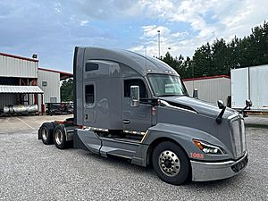 2024 Kenworth T680 - Sleeper Truck