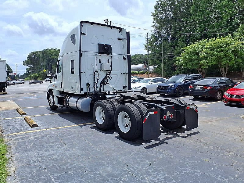 2019 Freightliner CASCADIA 125