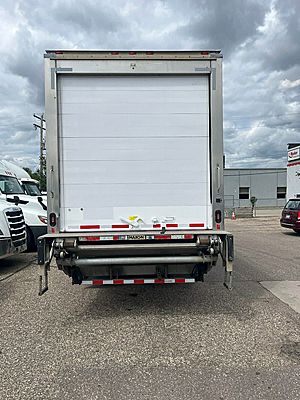 2020 Freightliner M2 106