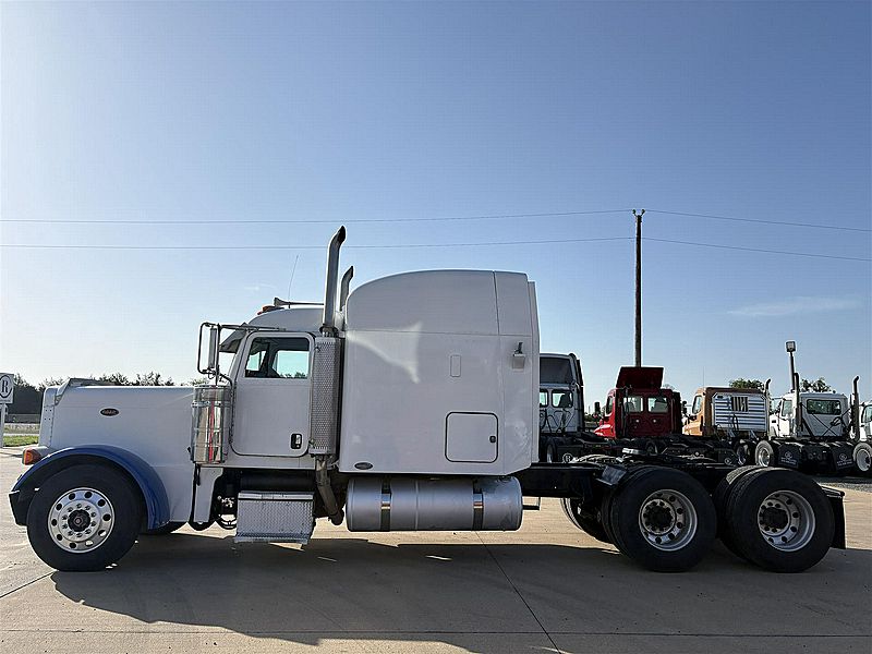 2005 Peterbilt 379
