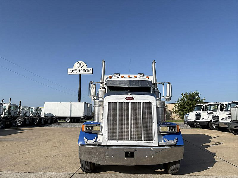 2005 Peterbilt 379