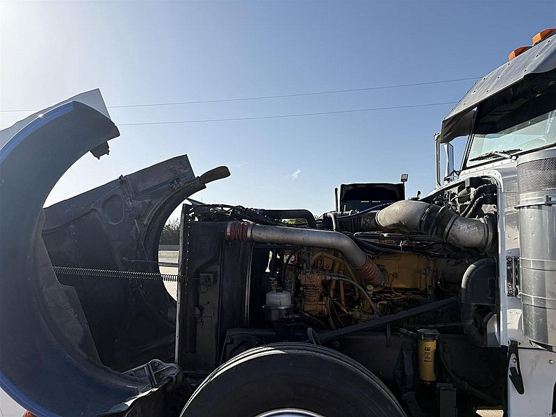 2005 Peterbilt 379