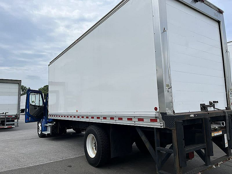 2019 Freightliner M2