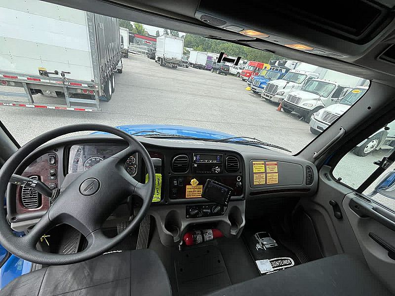 2019 Freightliner M2