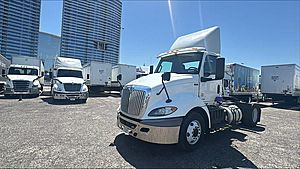2020 International RH613 - Day Cab