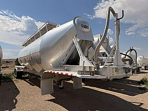 2004 Tremcar - Pneumatic | Dry Bulk Trailers