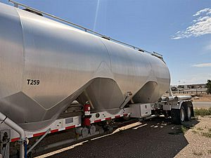 2015 Heil 1240 - Pneumatic | Dry Bulk Trailers