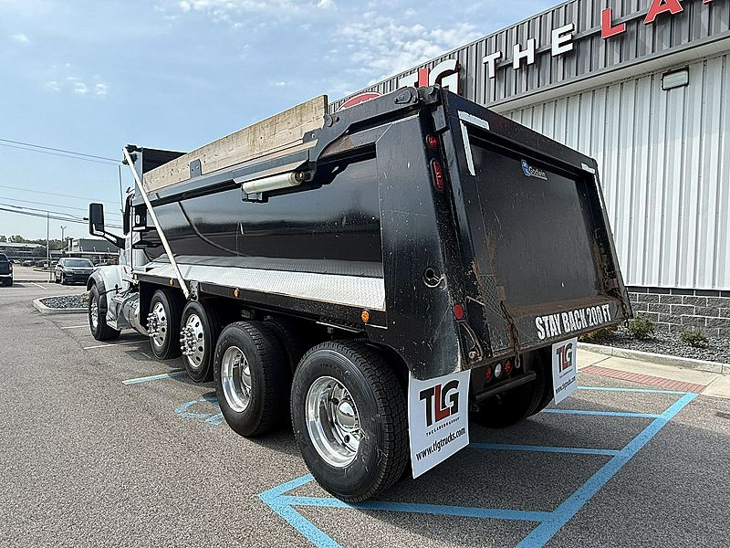 2020 Peterbilt 567