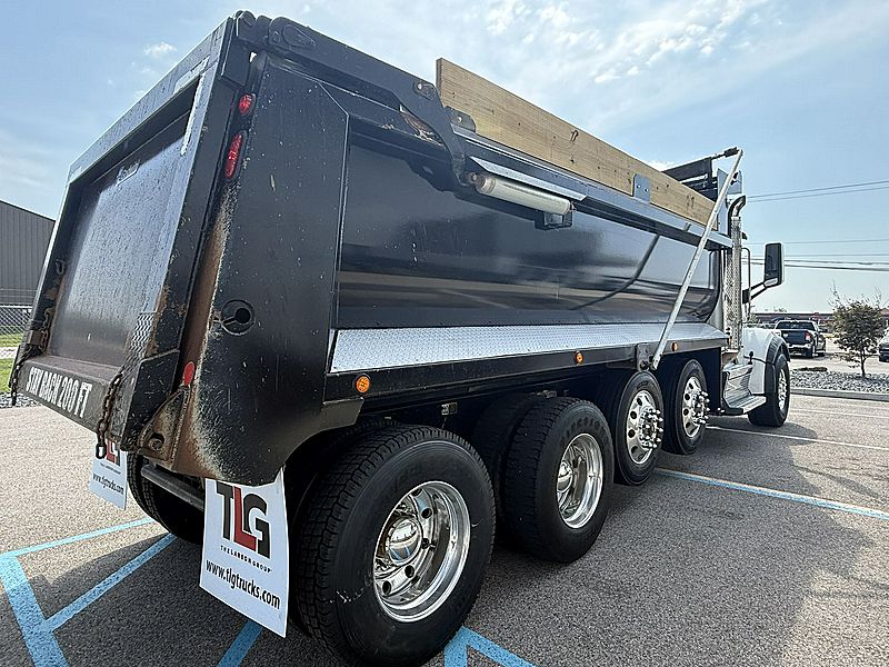 2020 Peterbilt 567