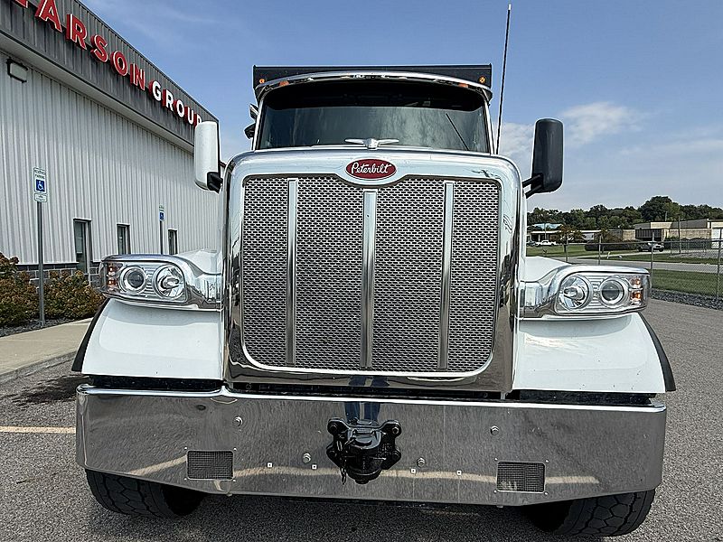 2020 Peterbilt 567