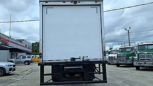 2018 Freightliner M2 106