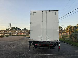 2021 Freightliner M2 106