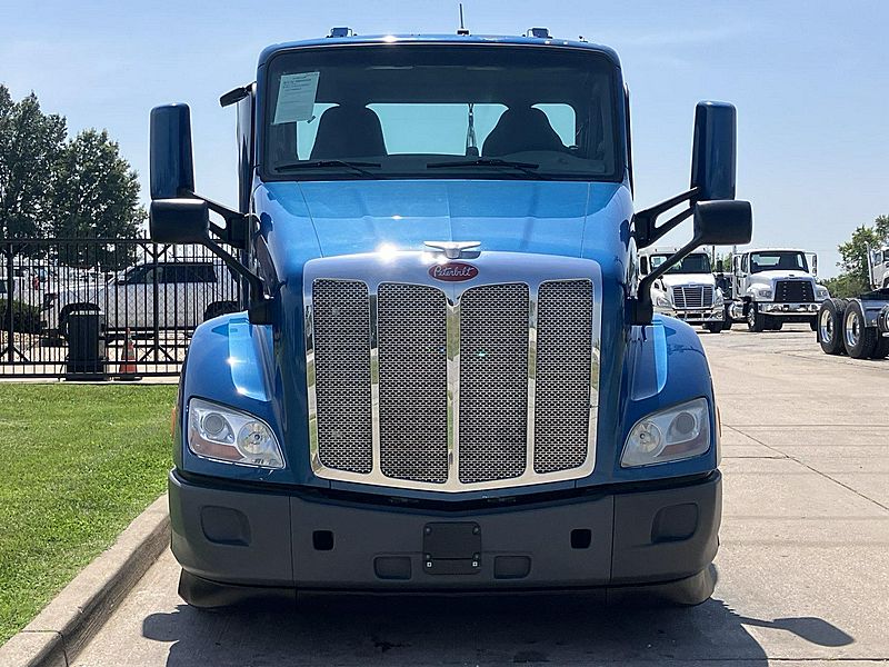 2018 Peterbilt 579