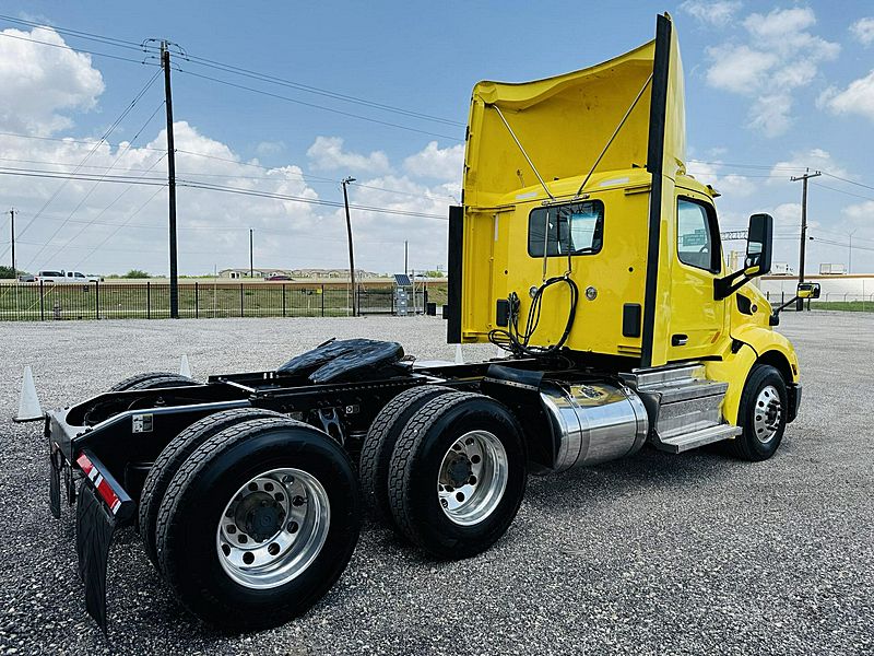 2021 Peterbilt 579