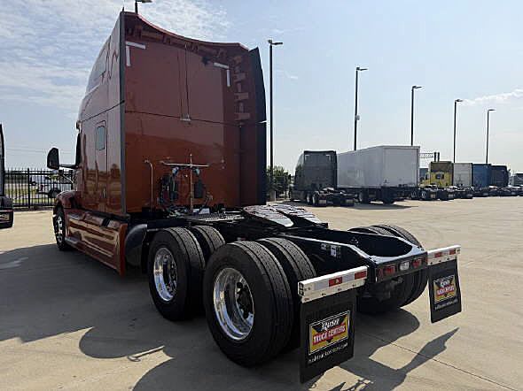 2027 Peterbilt 579