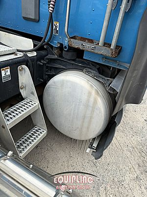 2017 Peterbilt 579