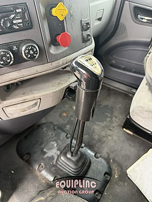2017 Peterbilt 579