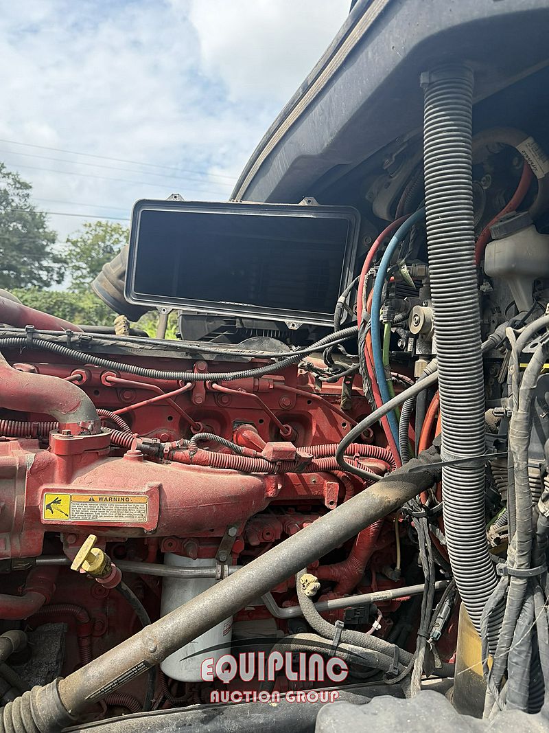 2017 Peterbilt 579