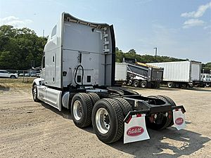 2024 Peterbilt 579