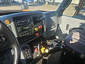 2004 International 4300