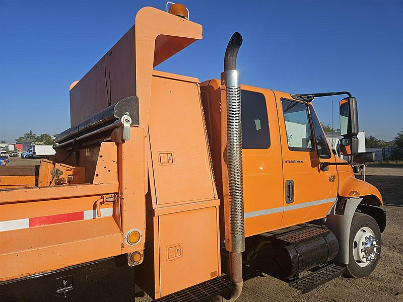 2004 International 4300