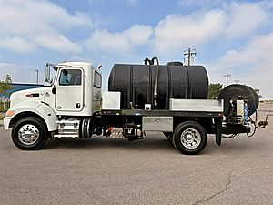 2018 Peterbilt 337