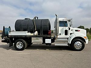 2018 Peterbilt 337