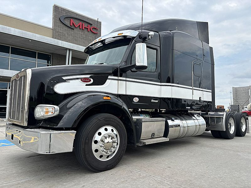 2023 Peterbilt 567