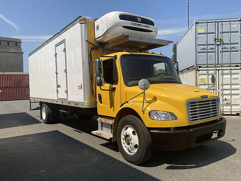2021 Freightliner M2 106
