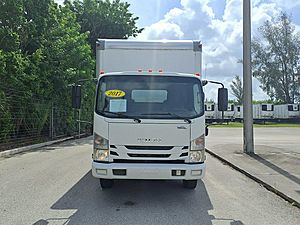 2017 Isuzu NRR