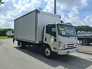 2017 Isuzu NRR