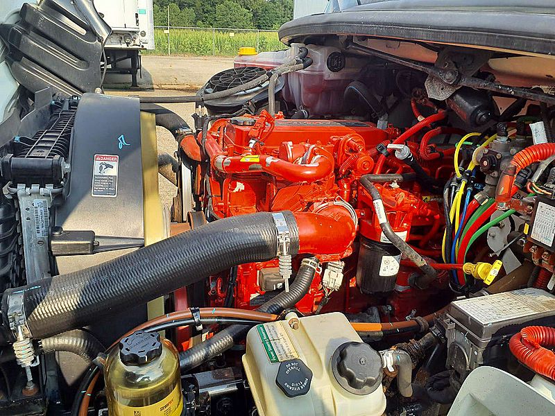 2020 Freightliner M2 106