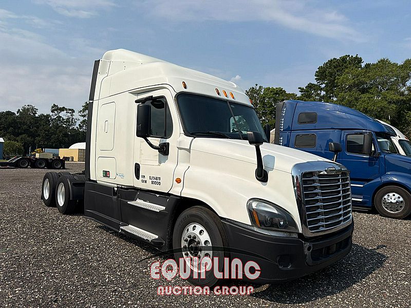 2014 Freightliner Cascadia 125