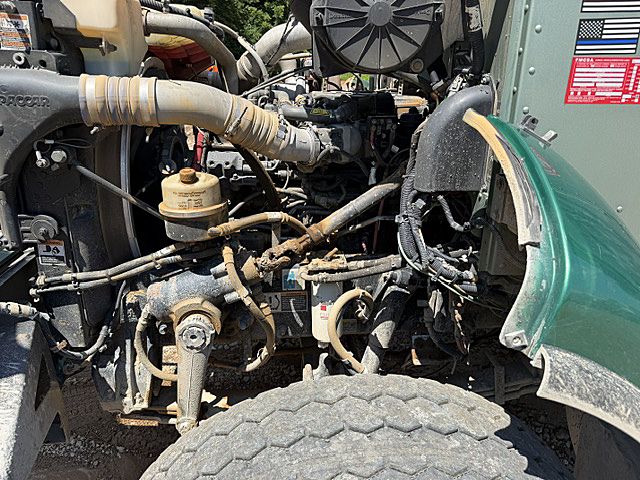 2017 Peterbilt 348
