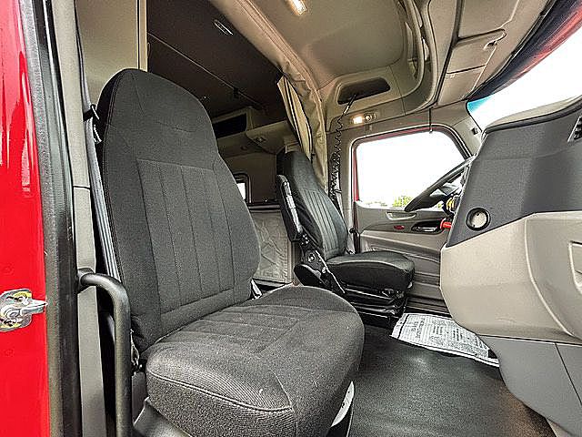 2019 Peterbilt 579