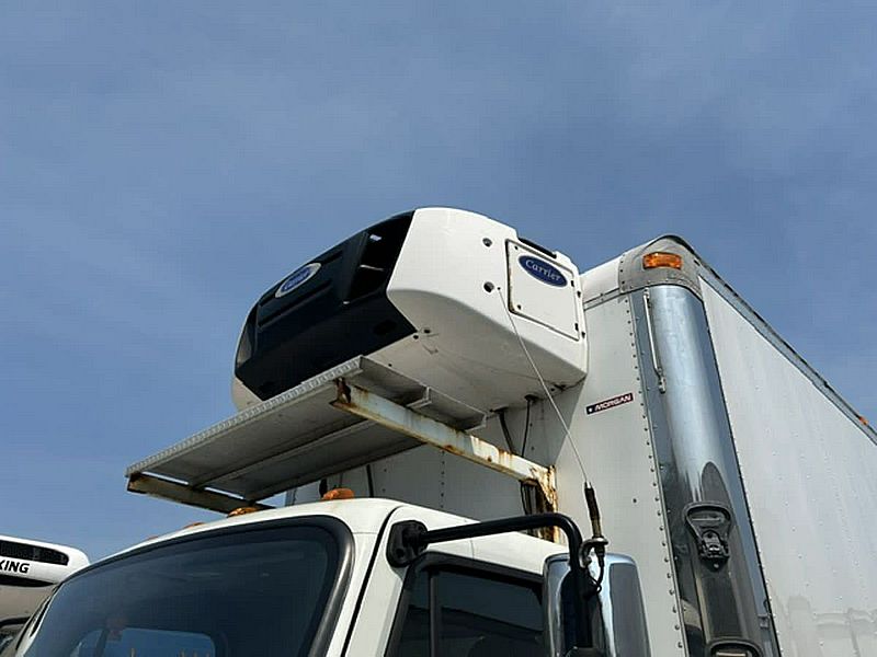 2020 Freightliner M2 106