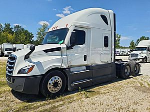 2020 Freightliner Cascadia