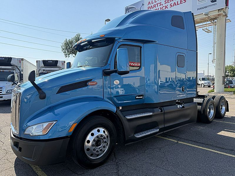 2022 Peterbilt 579