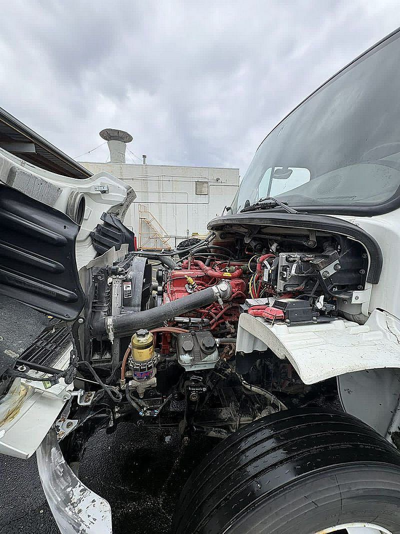 2021 Freightliner M2 106