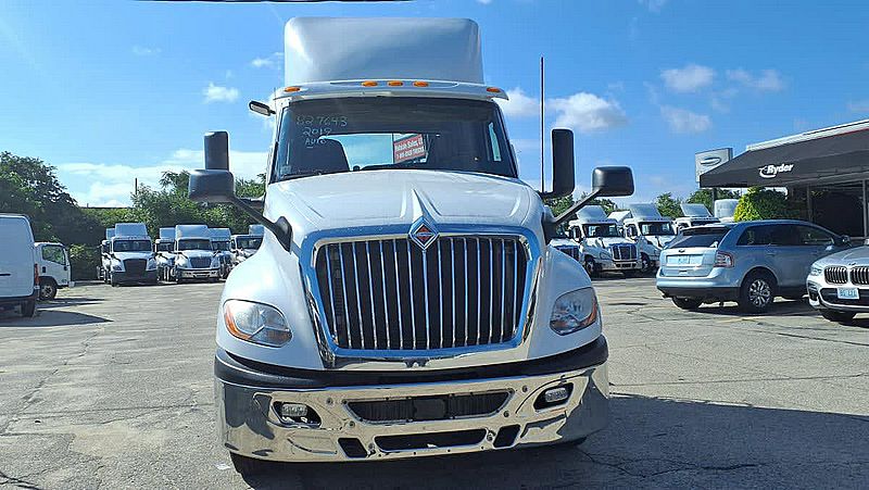 2019 International LT625