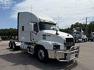 2022 Mack Anthem AN64T - Sleeper Truck