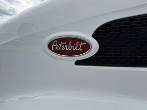 2021 Peterbilt 579