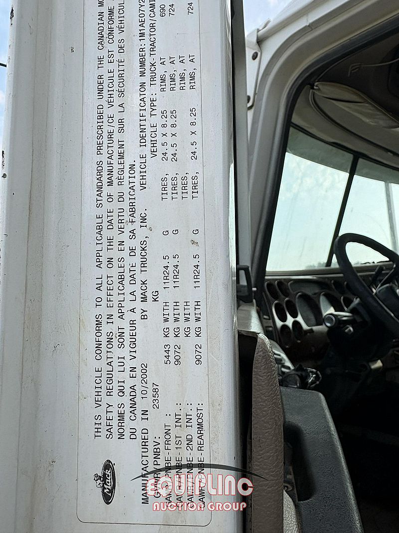 2003 Mack CX613
