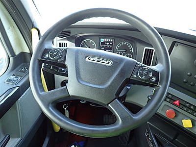 2022 Freightliner Cascadia